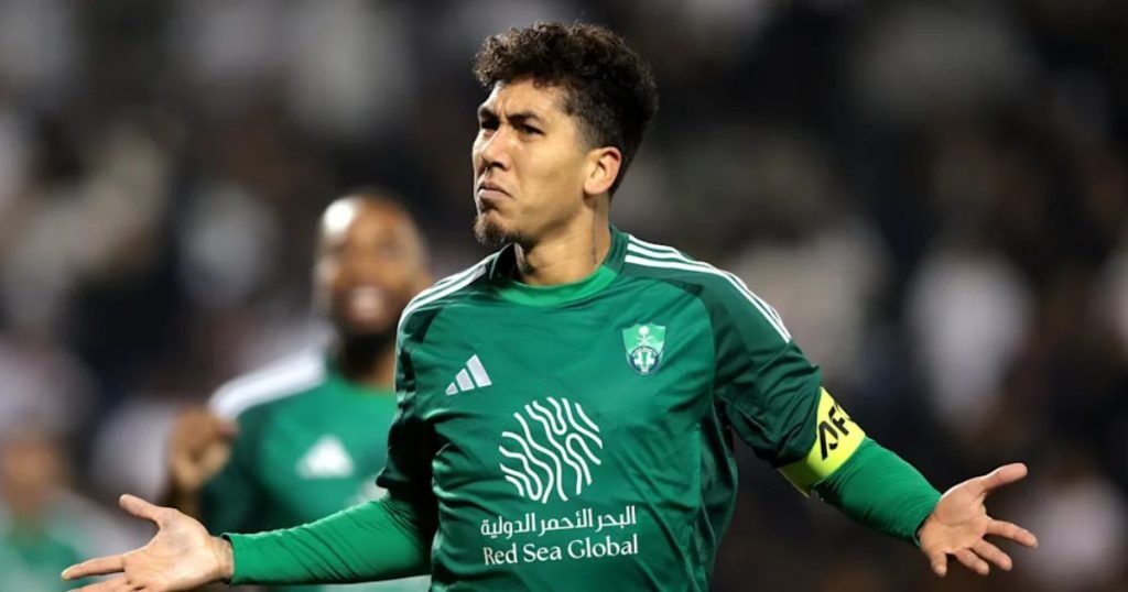 ประวัติ โรแบร์โต้ ฟีร์มีโน่