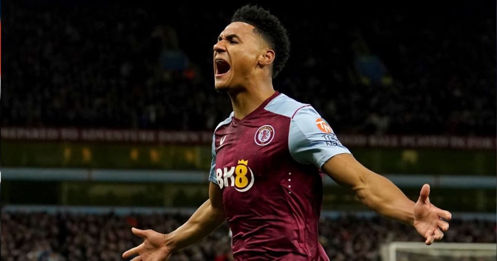 ประวัติ โอลลี่ วัตกิ้นส์