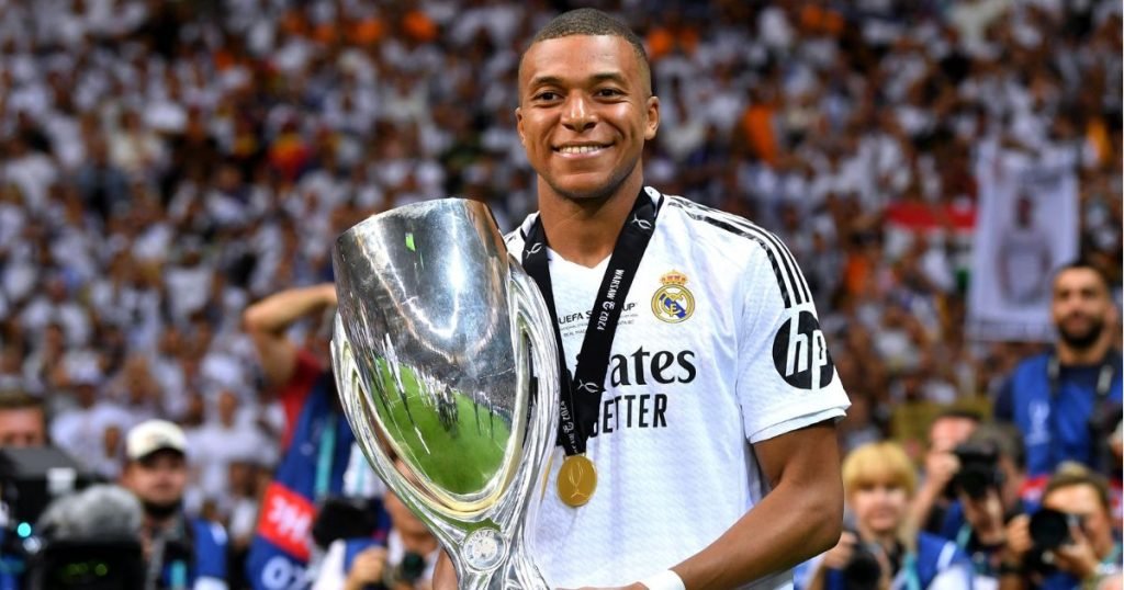 เส้นทางค้าแข้ง กีลียาน อึมบาเป