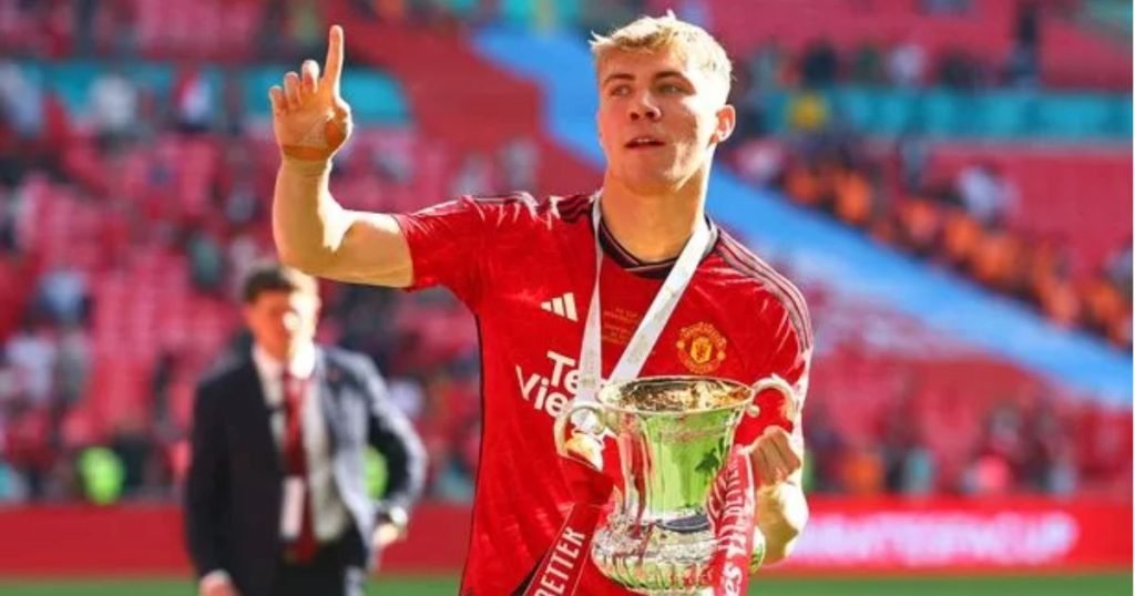 เส้นทางค้าแข้ง ราสมุส ฮอยลุนด์