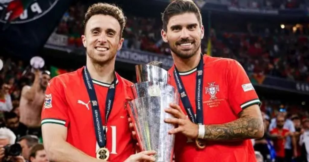 เส้นทางในนามทีมชาติ รูแบน แนวึช