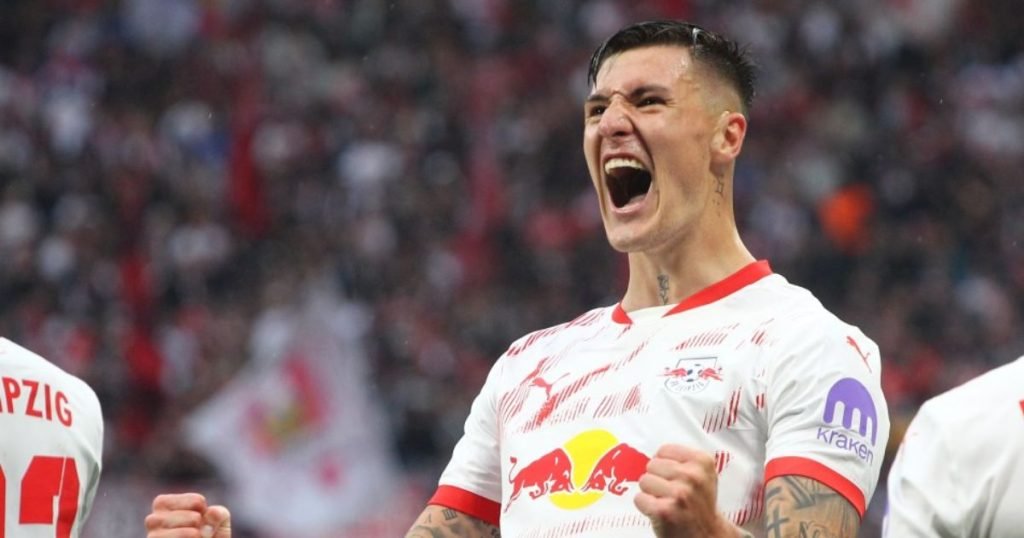 ประวัติ เบนยามิน เชสโก้