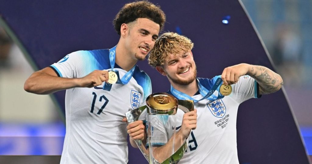 เส้นทางในนามทีมชาติ เคอร์ติส โจนส์