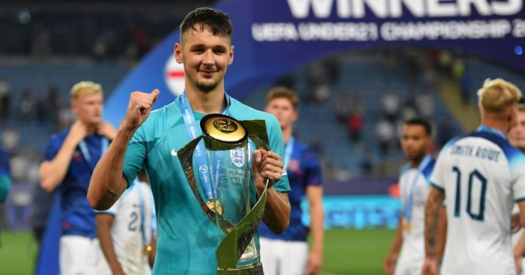 เส้นทางในนามทีมชาติ เจมส์ แทรฟฟอร์ด