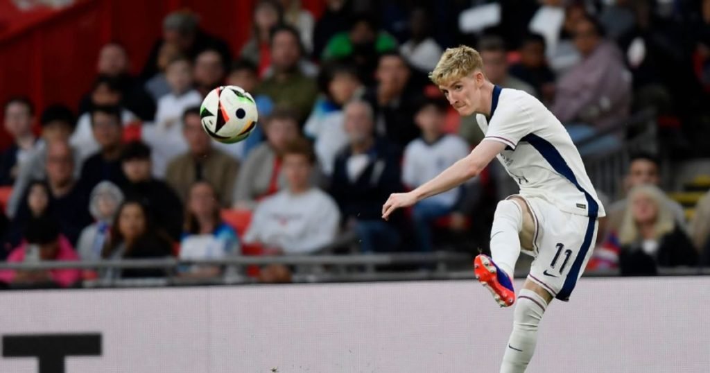 เส้นทางในนามทีมชาติ แอนโทนี่ กอร์ดอน