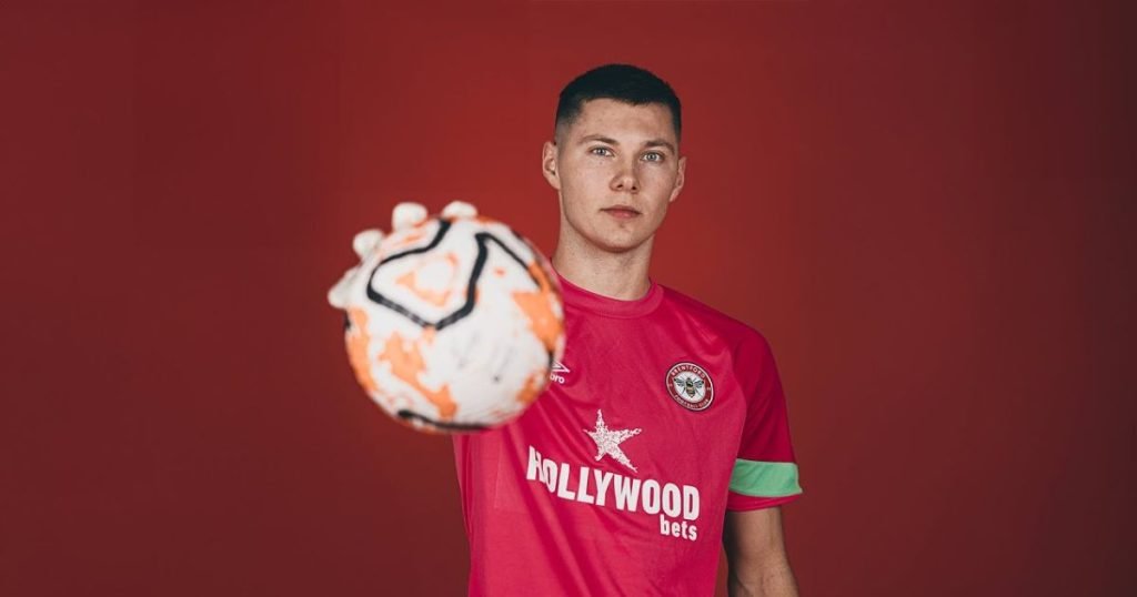 ประวัติ ฮาคอน ราฟน์ วัลดิมาร์สัน