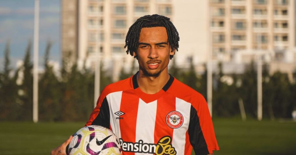 ประวัติ โรเมล ดอนโนแวน