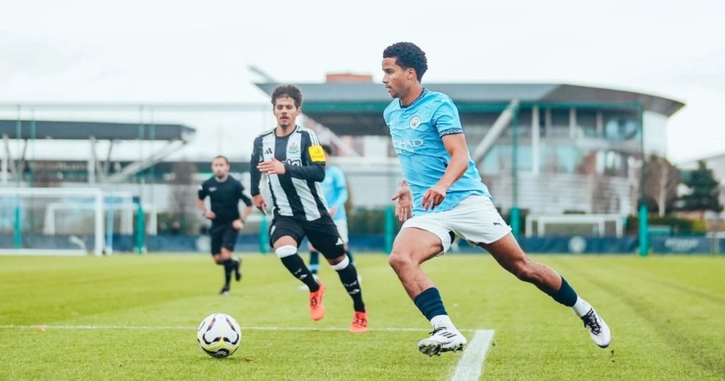 เส้นทางค้าแข้ง ดีไวน์ มูคาซา