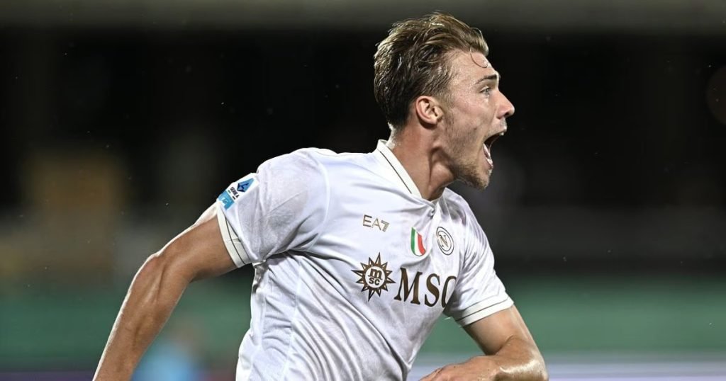 เส้นทางค้าแข้ง ราสมุส ฮอยลุนด์