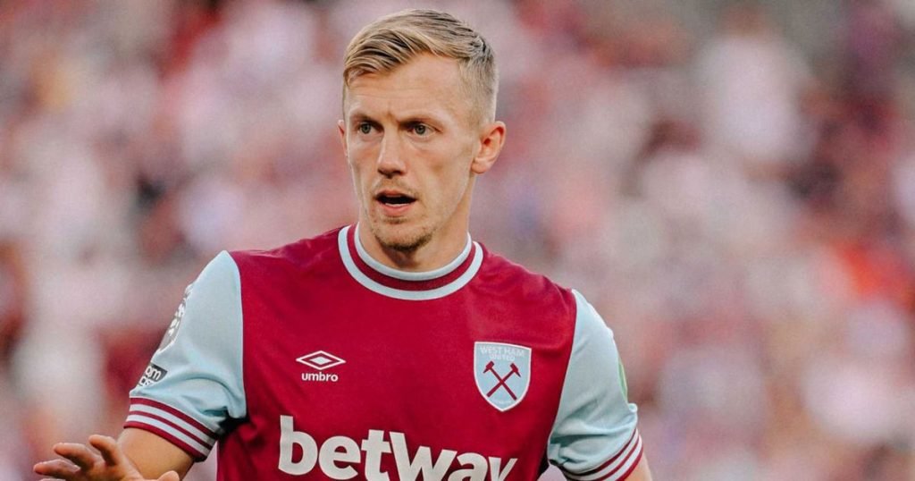 ประวัติ เจมส์ วอร์ด-พราวส์