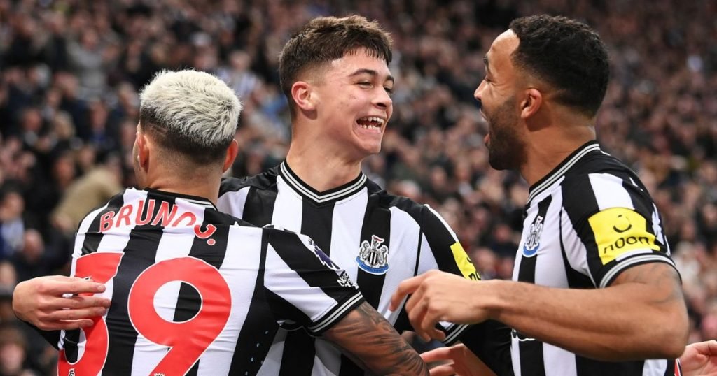 เส้นทางค้าแข้ง ลูวิส ไมลีย์