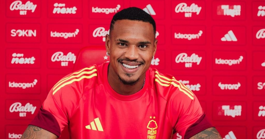 ประวัติ จอห์น วิคเตอร์