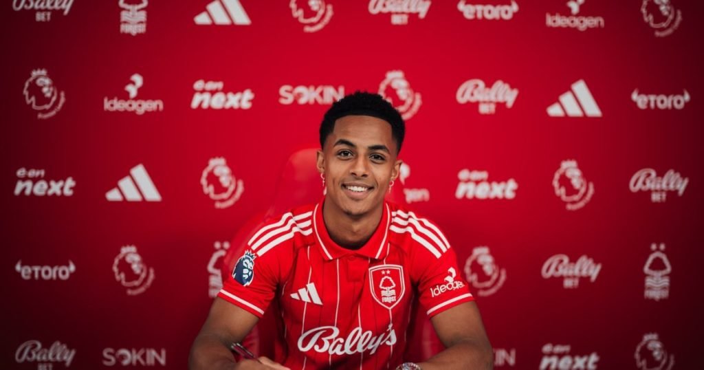 ประวัติ โอมารี ฮัทชินสัน