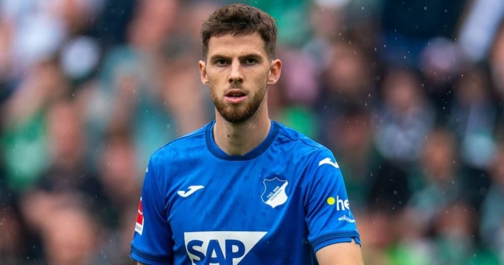 เส้นทางค้าแข้ง อันตอน สแตช