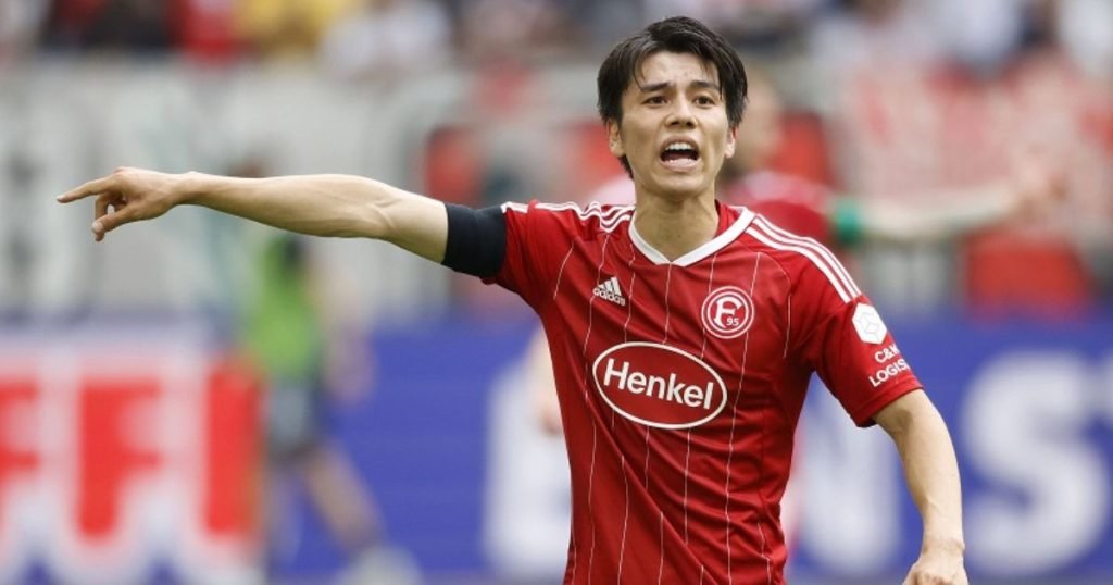 เส้นทางค้าแข้ง อาโอะ ทานากะ