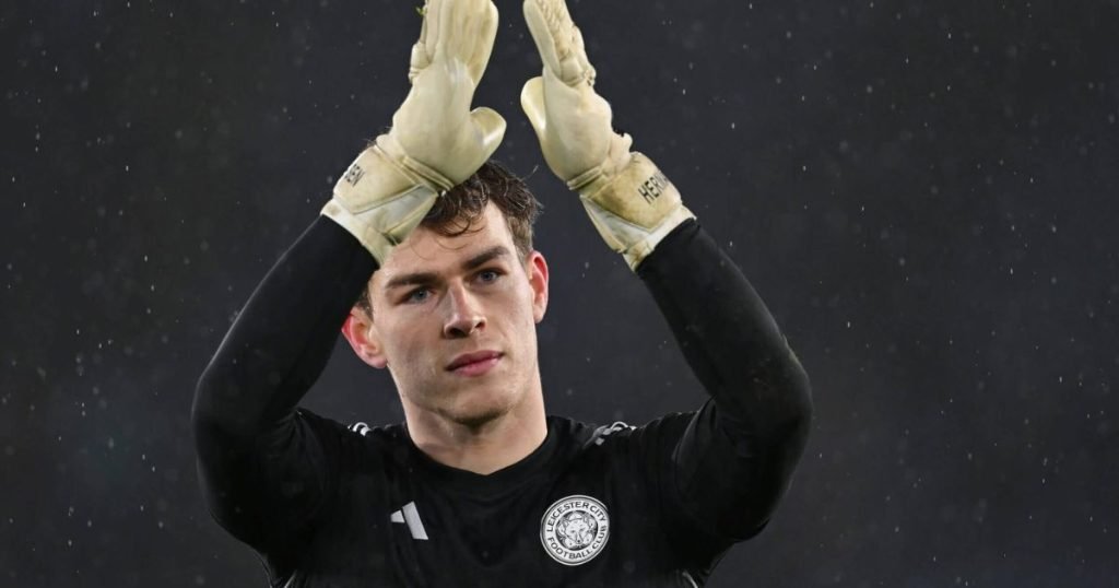 เส้นทางค้าแข้ง แมดส์ เฮอร์มานเซน