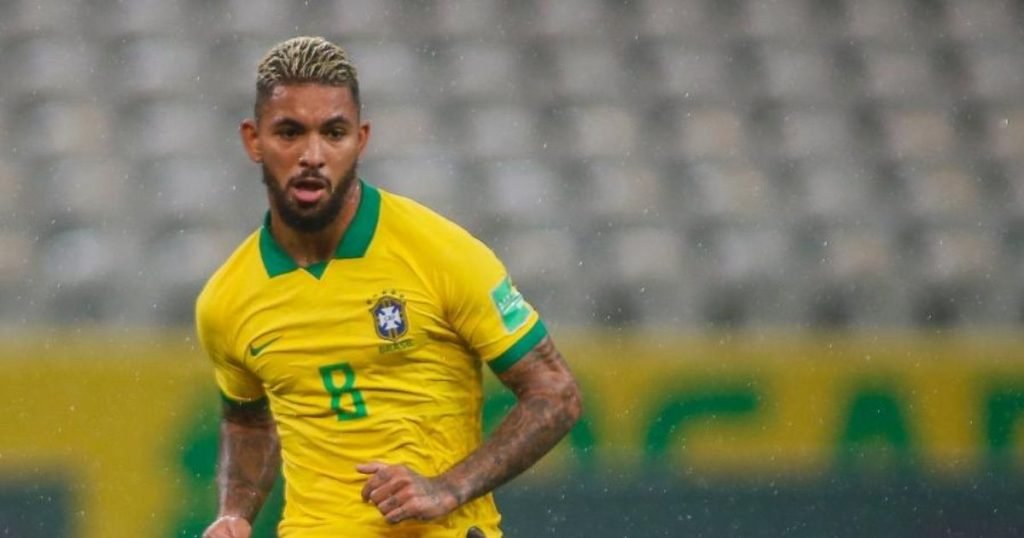 เส้นทางในนามทีมชาติ ดักลาส ลูอีซ