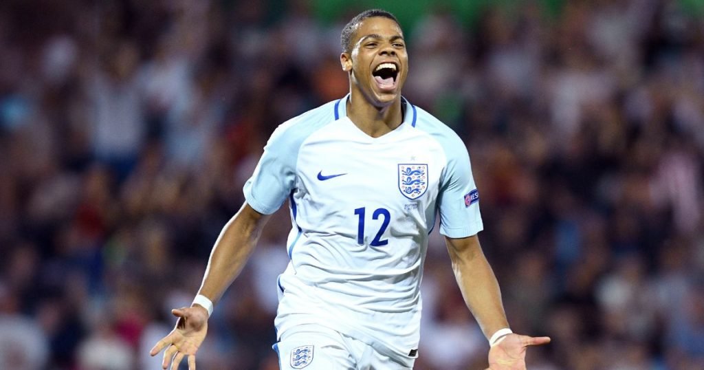 เส้นทางในนามทีมชาติ ลูคัส เมชา