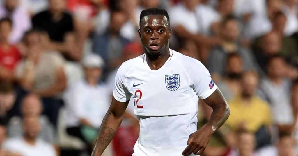 เส้นทางในนามทีมชาติ แอรอน วาน-บิสซาก้า