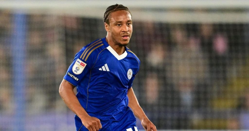 ประวัติ บ็อบบี เด กอร์โดวา-รีด