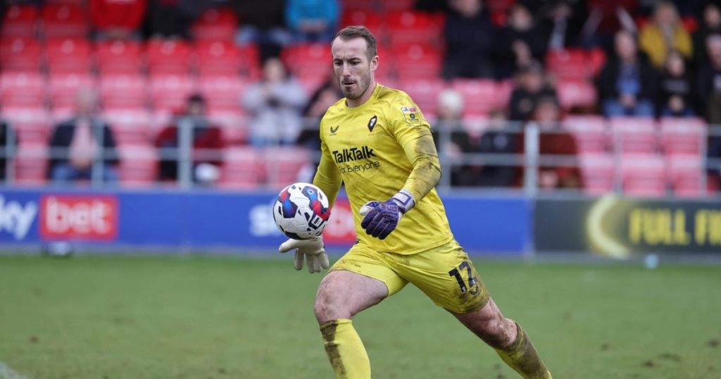 เส้นทางค้าแข้ง อเล็กซ์ เคอินส์