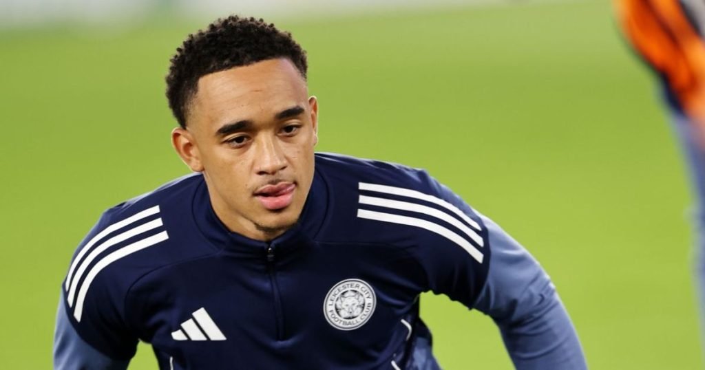 เส้นทางค้าแข้ง แอรอน แรมซีย์