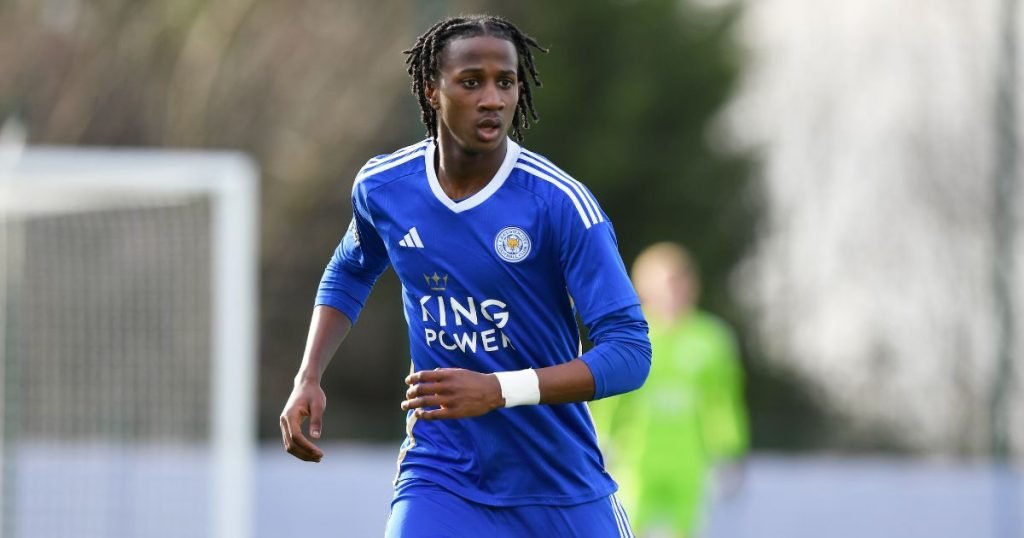 เส้นทางในนามทีมชาติ โอลาบาเด้ อาลูโก้